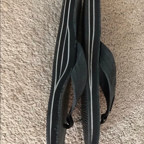 Rainbow Flip Flops-Black Ladies - Picture 5 of 6